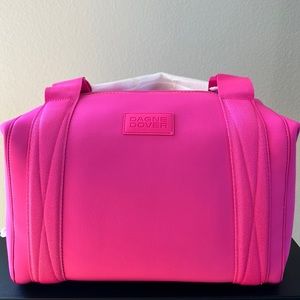 NWT Dagne Dover Medium Landon in Hottest Pink